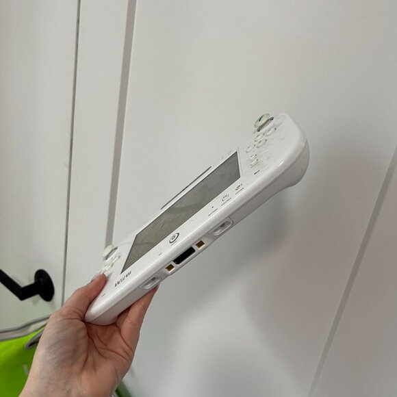 Nintendo Wii Fit, Universe, Gamepad, & Controller Bundle - Picture 6 of 13